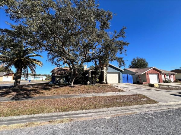 1338 CALAMONDIN DRIVE , HOLIDAY, FL 34691