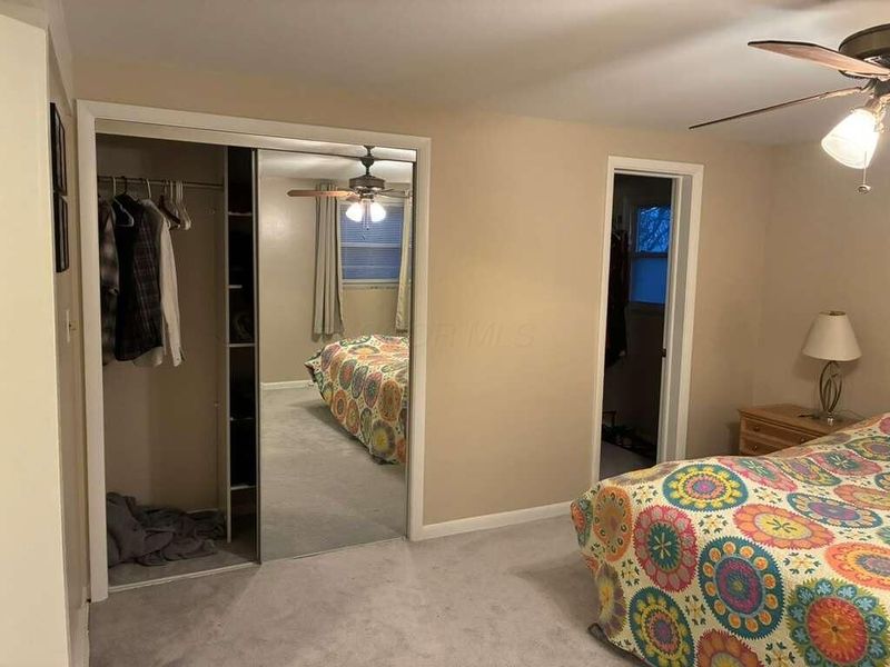 65 S Gould Road , Columbus, OH 43209 Photo 4