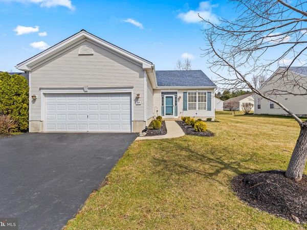 89 CHAMBER LANE, COLUMBUS, NJ 08022