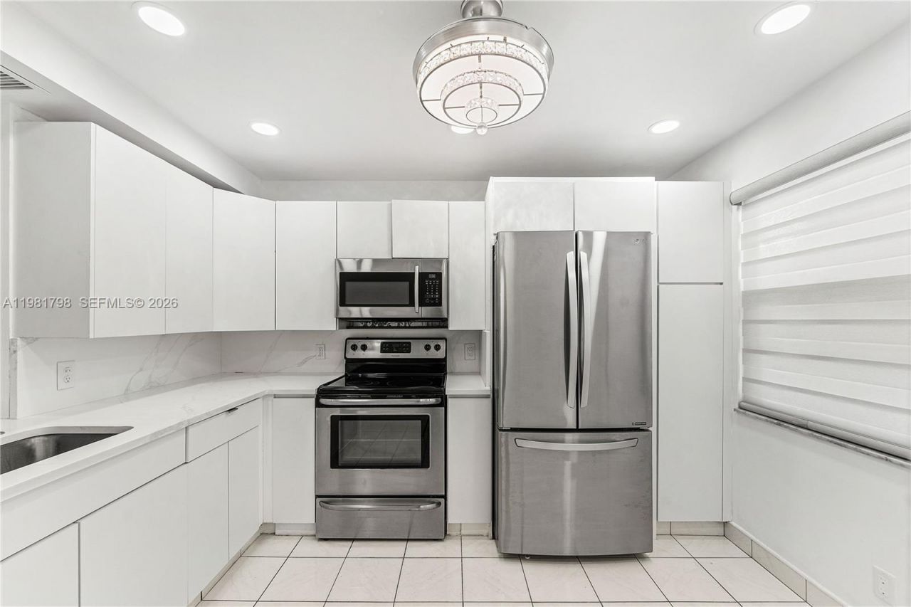 4301 Martinique Cir , Unit H2, Coconut Creek, FL 33066 Photo