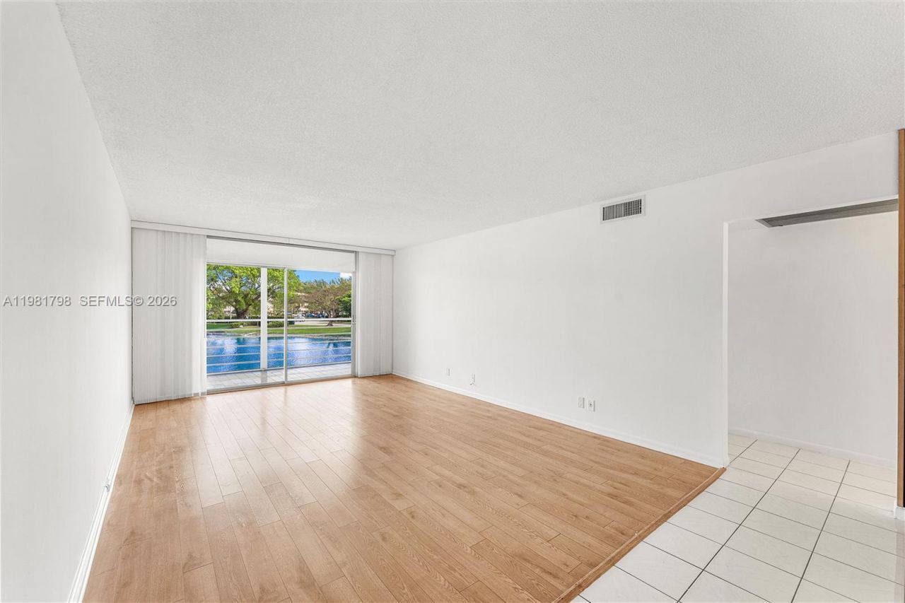 4301 Martinique Cir , Unit H2, Coconut Creek, FL 33066 Photo