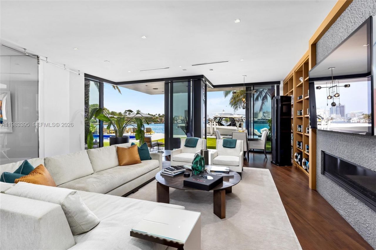 84 Isla Bahia Dr, Fort Lauderdale, FL 33316 Photo