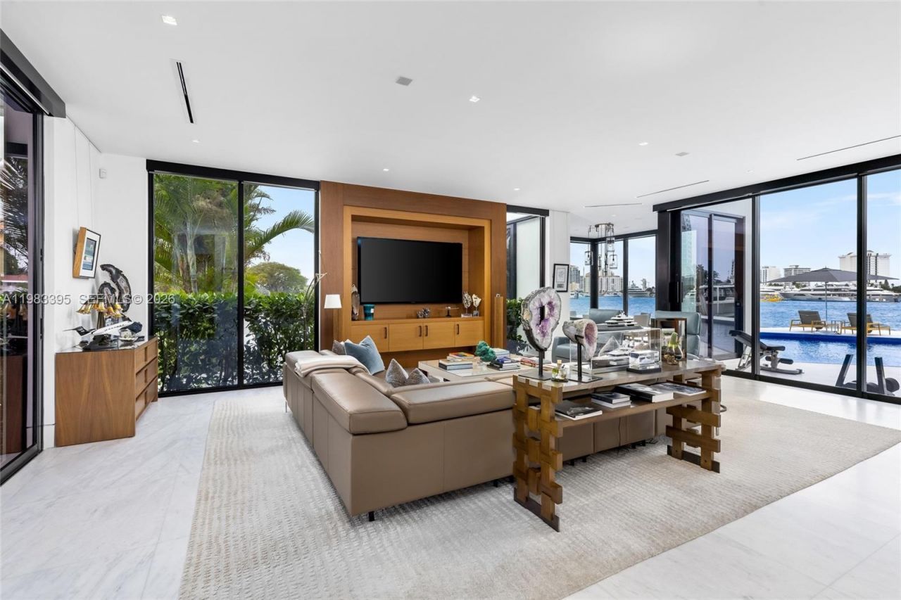 84 Isla Bahia Dr, Fort Lauderdale, FL 33316 Photo