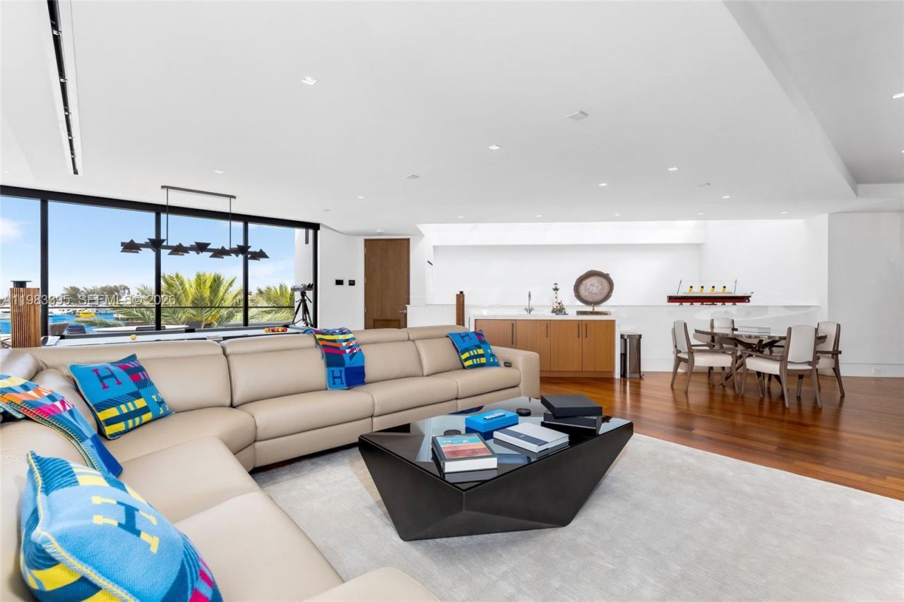 84 Isla Bahia Dr, Fort Lauderdale, FL 33316 Photo