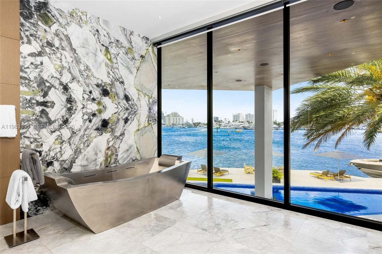 84 Isla Bahia Dr, Fort Lauderdale, FL 33316 Photo