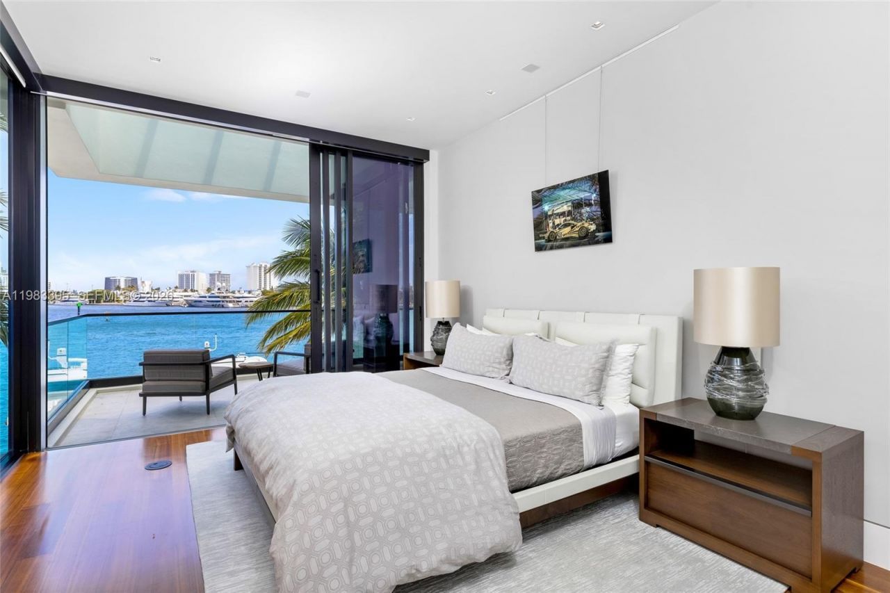 84 Isla Bahia Dr, Fort Lauderdale, FL 33316 Photo