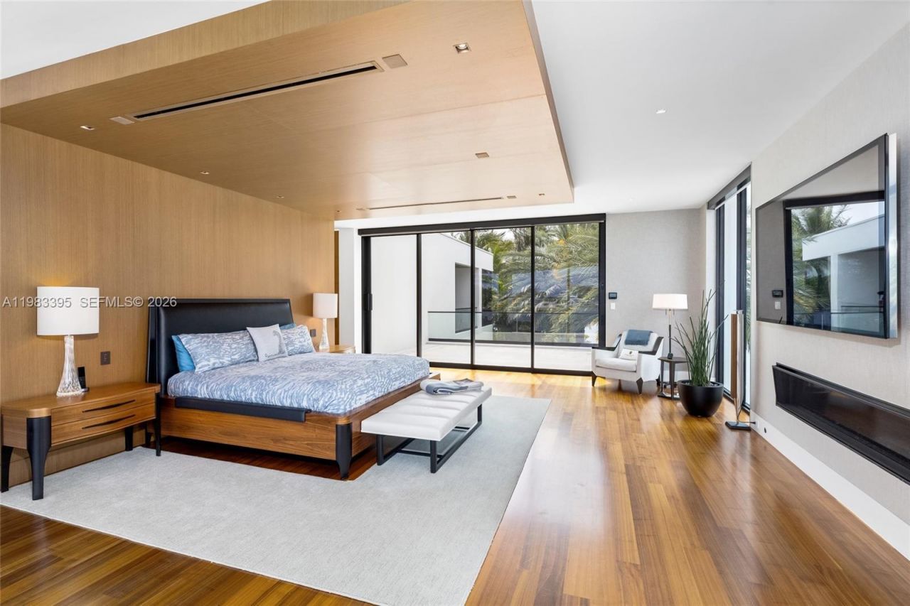 84 Isla Bahia Dr, Fort Lauderdale, FL 33316 Photo