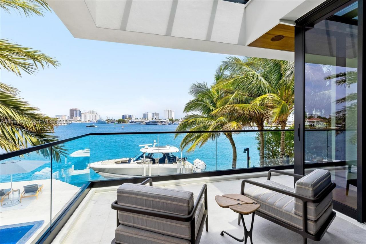 84 Isla Bahia Dr , Fort Lauderdale, FL 33316 Photo