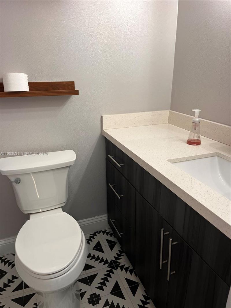 3100 W Rolling Hills Cir , Unit 403, Davie, FL 33328 Photo