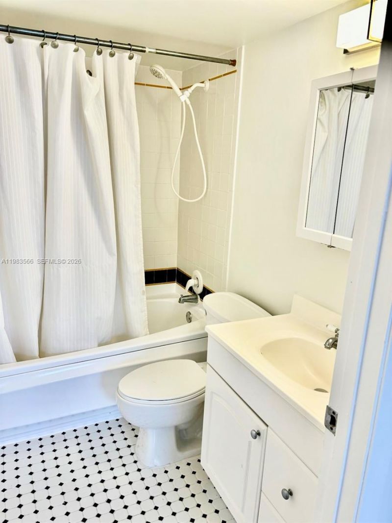 1617 Jefferson Ave, Unit PH1, Miami Beach, FL 33139 Photo