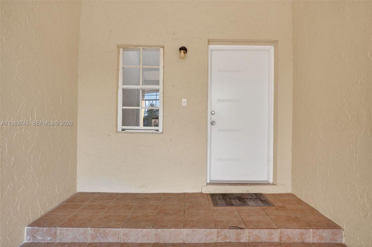 9000 SW 202nd Ter, Cutler Bay, FL 33189 Photo