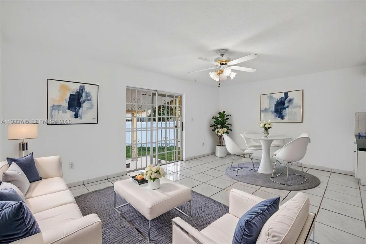 9000 SW 202nd Ter, Cutler Bay, FL 33189 Photo