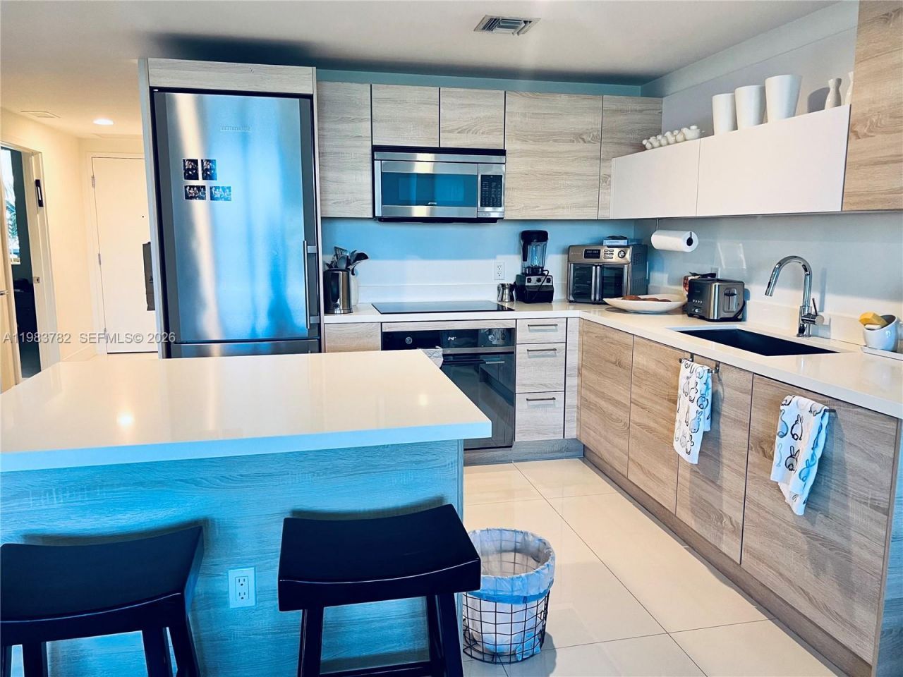 16385 Biscayne Blvd, Unit 303, Sunny Isles Beach, FL 33160 Photo