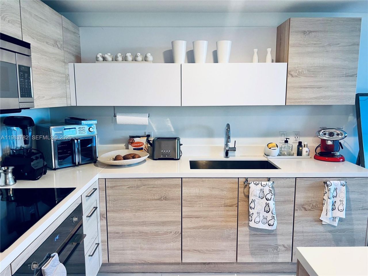 16385 Biscayne Blvd, Unit 303, Sunny Isles Beach, FL 33160 Photo