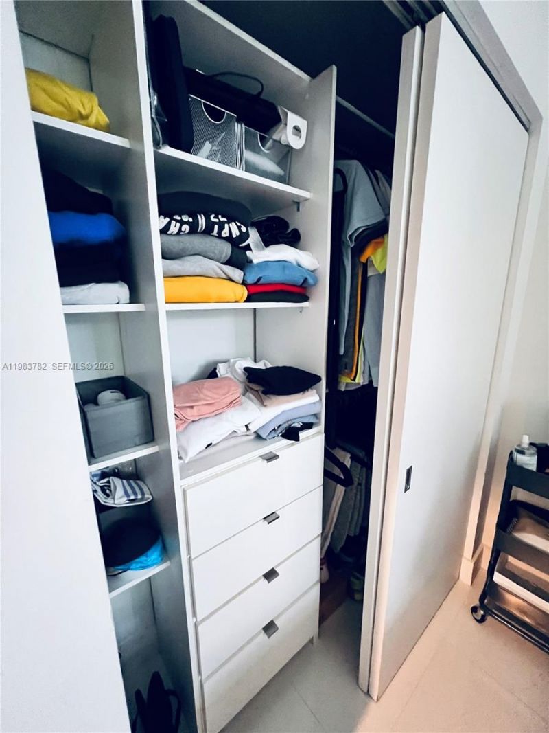 16385 Biscayne Blvd, Unit 303, Sunny Isles Beach, FL 33160 Photo