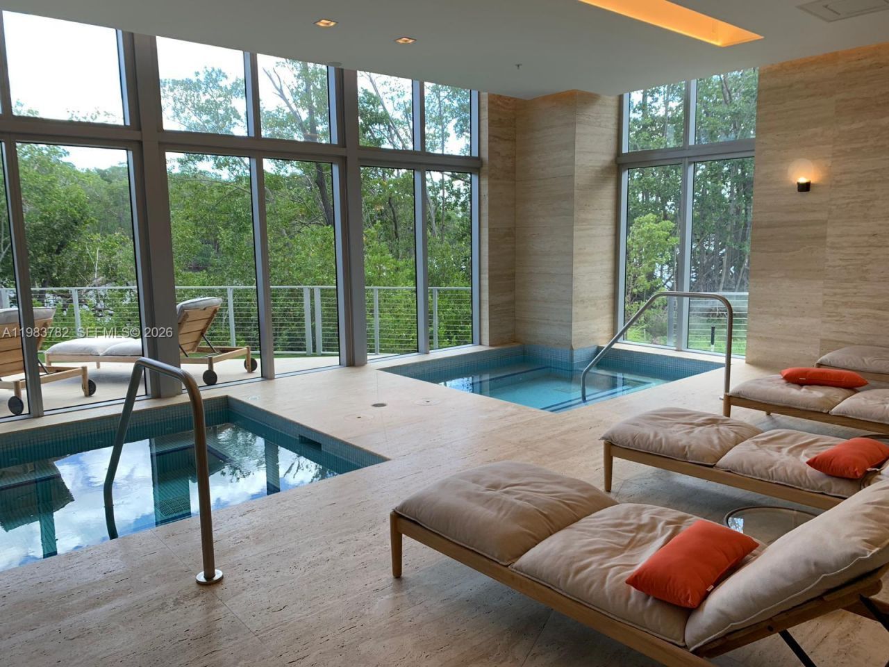 16385 Biscayne Blvd, Unit 303, Sunny Isles Beach, FL 33160 Photo