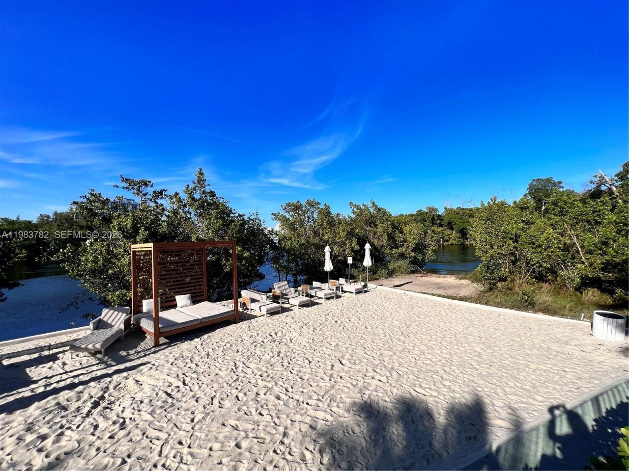 16385 Biscayne Blvd, Unit 303, Sunny Isles Beach, FL 33160 Photo