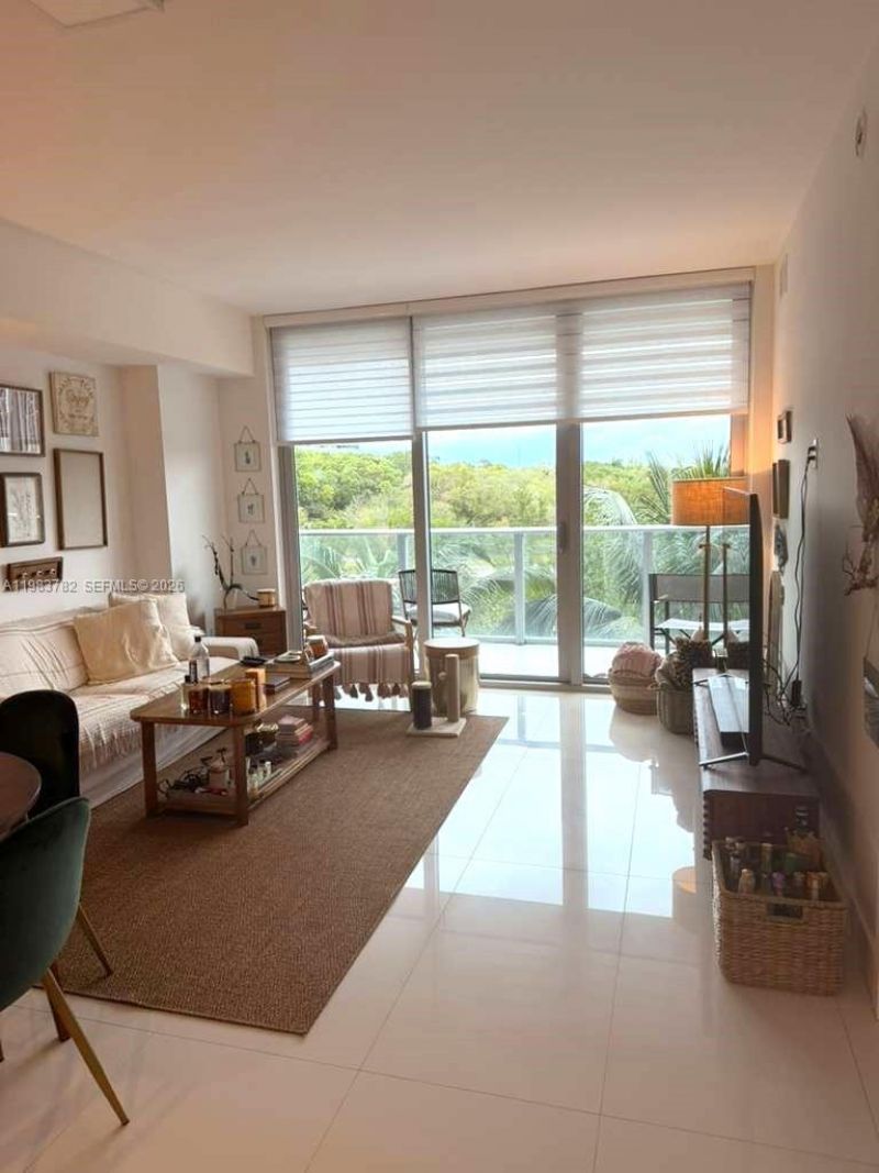 16385 Biscayne Blvd, Unit 303, Sunny Isles Beach, FL 33160 Photo