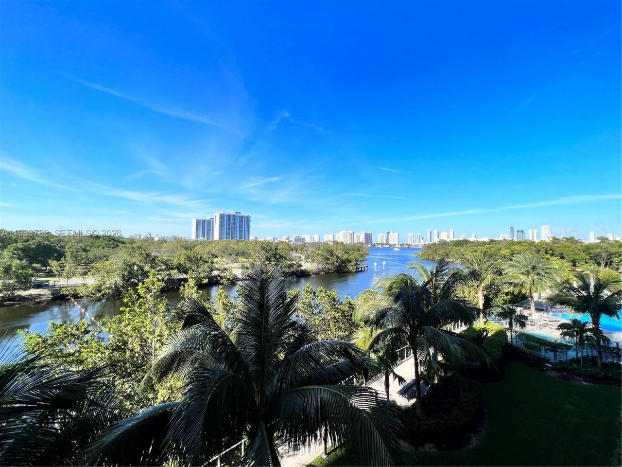 16385 Biscayne Blvd, Unit 303, Sunny Isles Beach, FL 33160 Photo