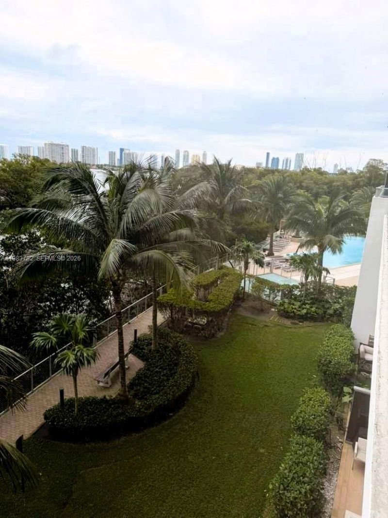 16385 Biscayne Blvd, Unit 303, Sunny Isles Beach, FL 33160 Photo