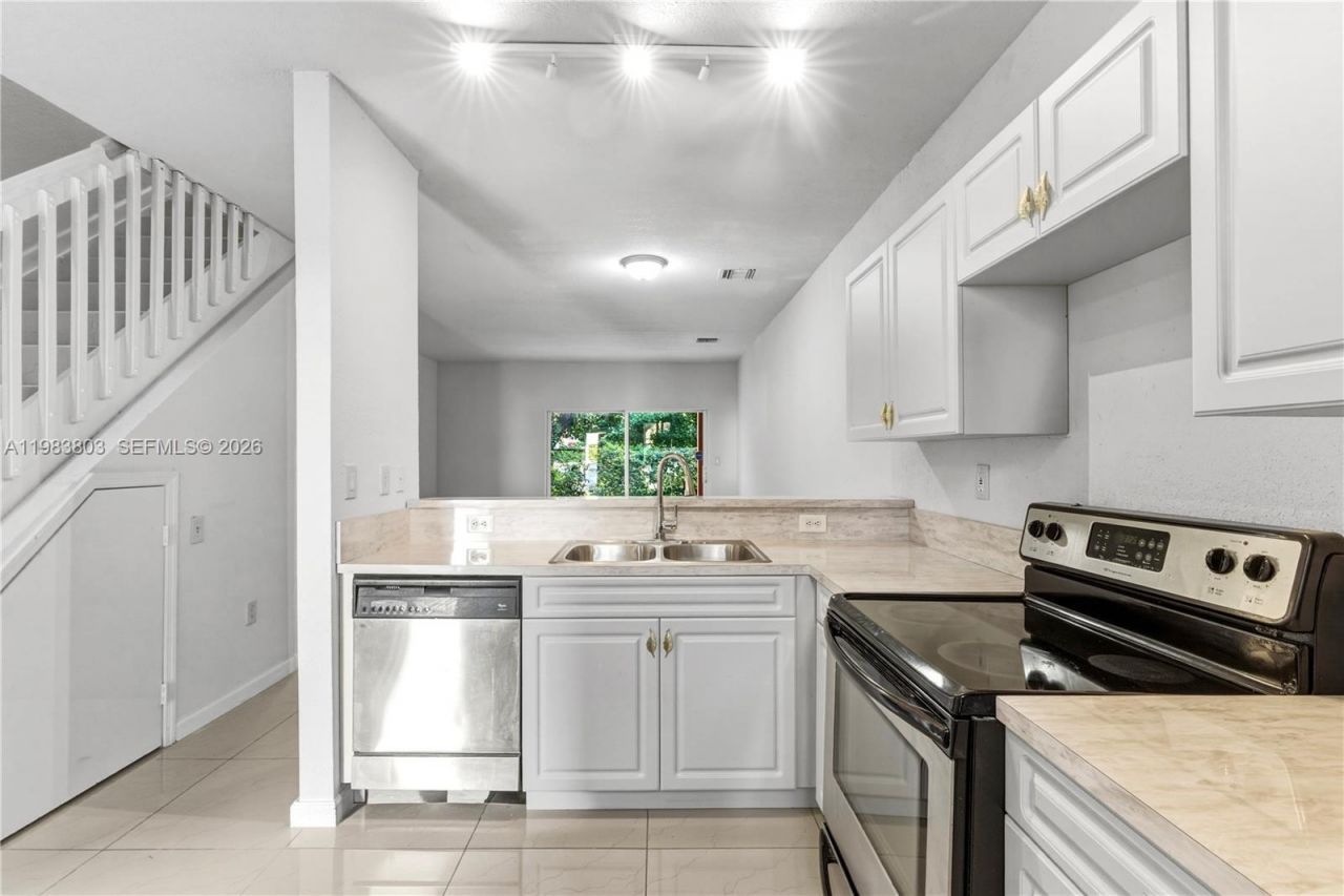 17331 NW 7th Ave , Unit 108, Miami Gardens, FL 33169 Photo