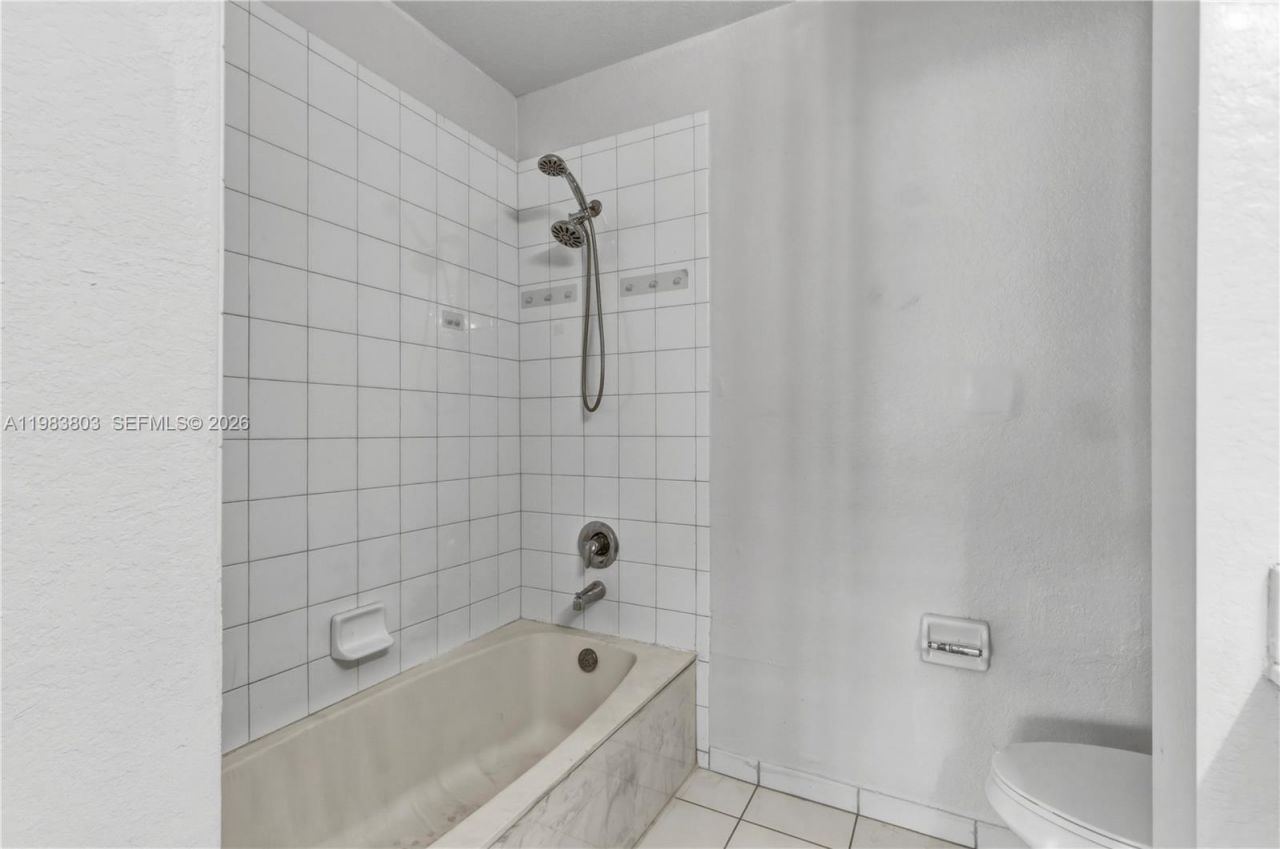 17331 NW 7th Ave , Unit 108, Miami Gardens, FL 33169 Photo