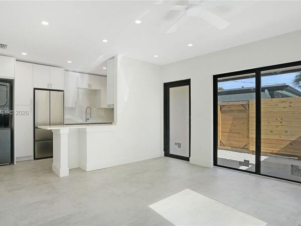 1119 W Las Olas Blvd, Unit 1, Fort Lauderdale, FL 33312