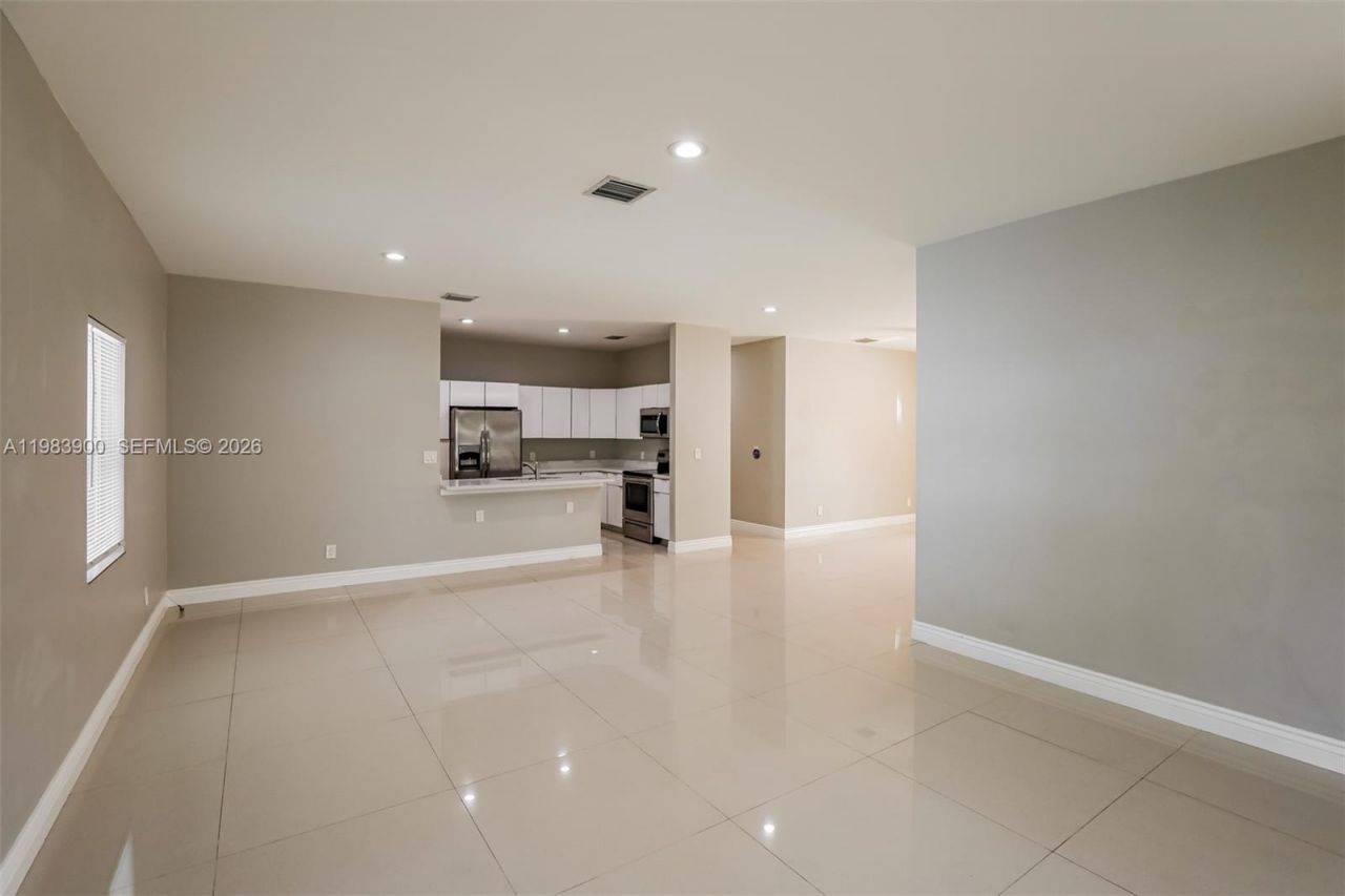 2835 NW 14th St, Fort Lauderdale, FL 33311 Photo