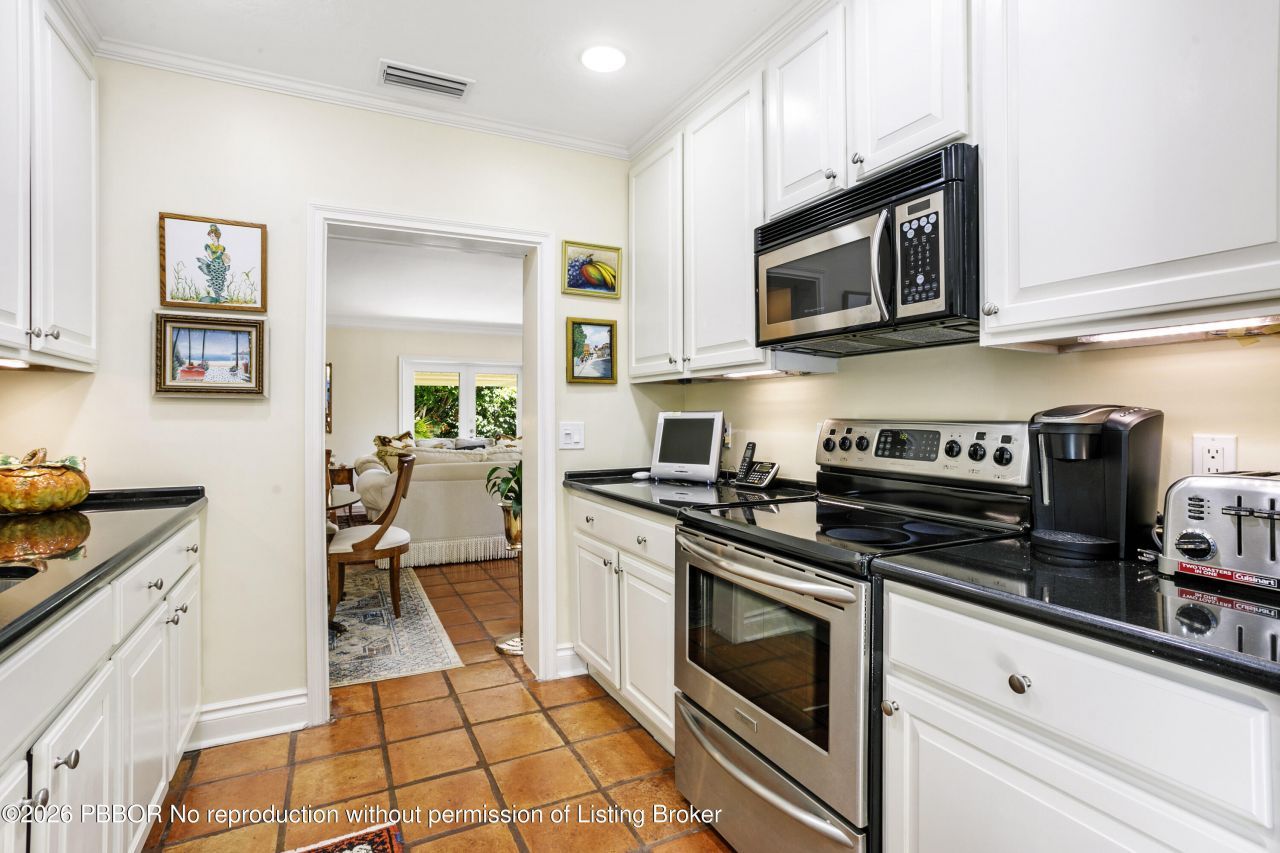 380 Cocoanut Row, Unit 1, Palm Beach, FL 33480 Photo