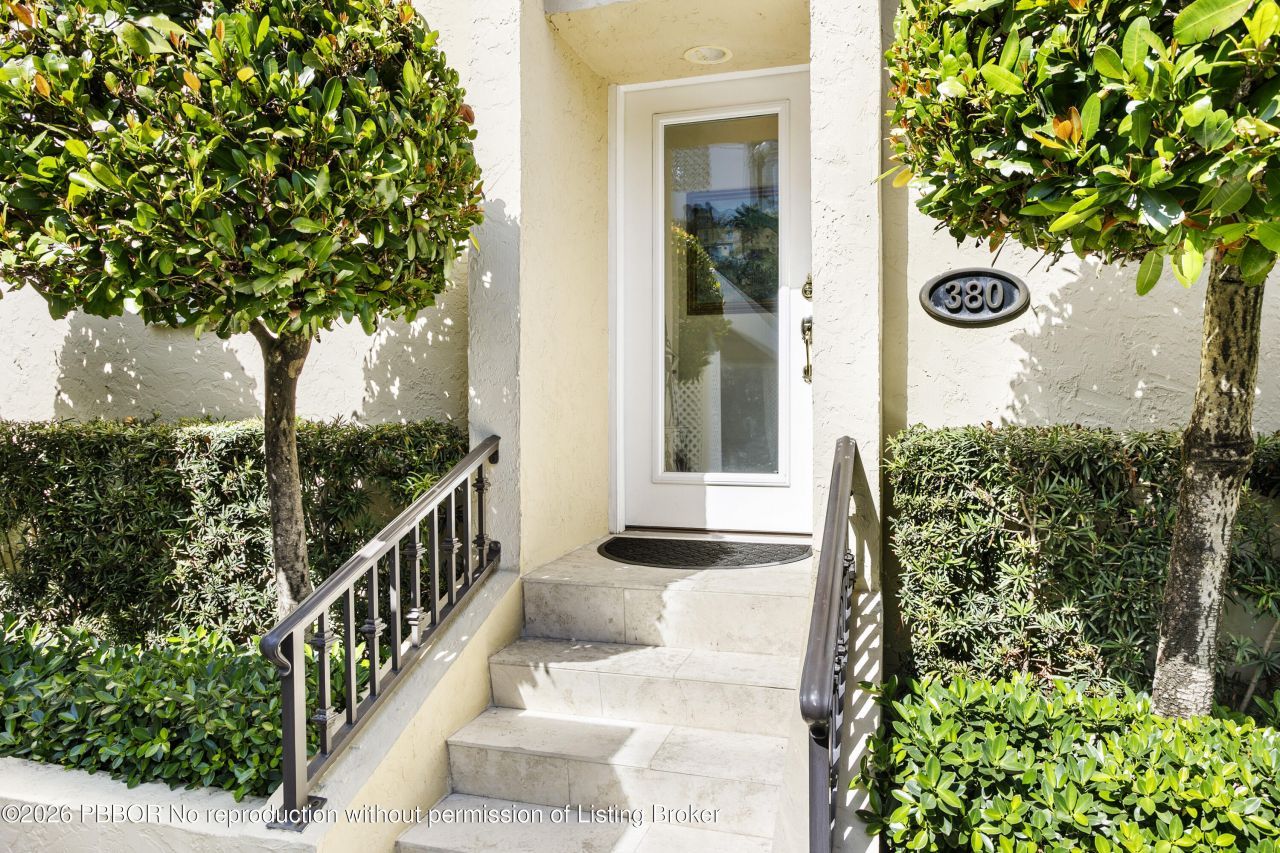 380 Cocoanut Row, Unit 1, Palm Beach, FL 33480 Photo