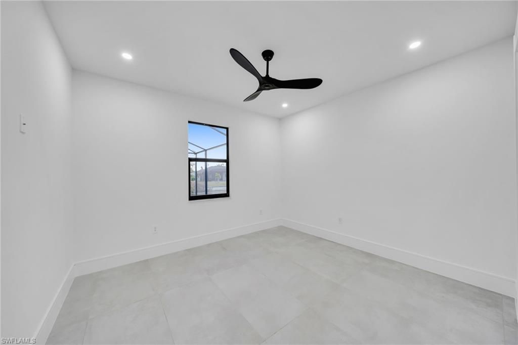 836 SW 36th Ter, Cape Coral, FL 33914 Photo
