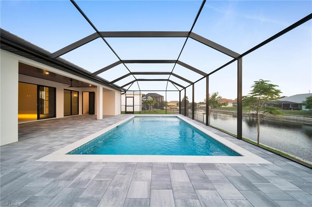 836 SW 36th Ter, Cape Coral, FL 33914 Photo