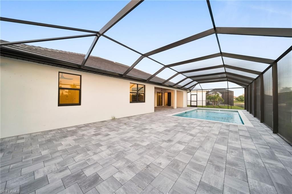 836 SW 36th Ter, Cape Coral, FL 33914 Photo