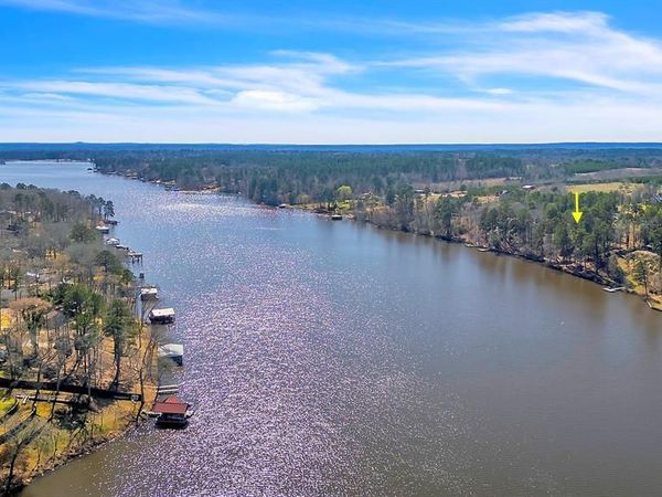 568 Lake Gladewater Drive, Gladewater, TX 75647