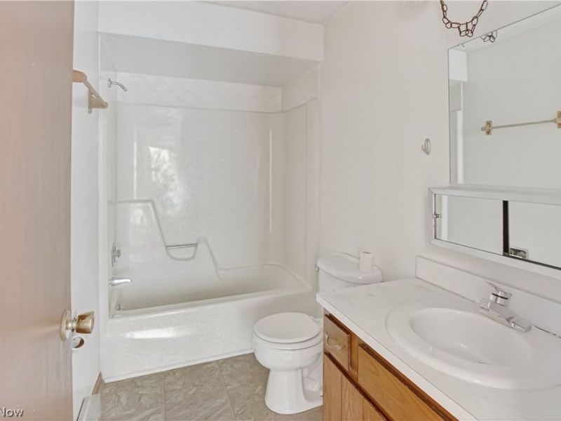 380 N Ridge Road W, Lorain, OH 44053 Photo 15