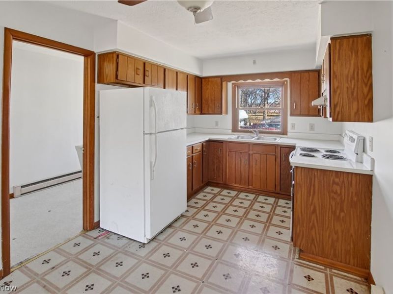 380 N Ridge Road W, Lorain, OH 44053 Photo 21