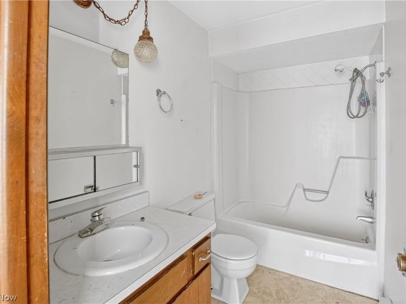 380 N Ridge Road W, Lorain, OH 44053 Photo 31