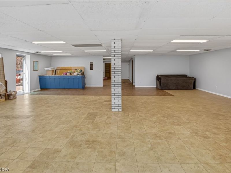 380 N Ridge Road W, Lorain, OH 44053 Photo 34