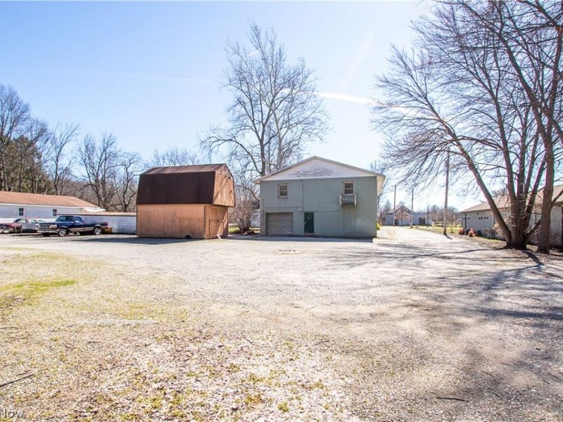 380 N Ridge Road W, Lorain, OH 44053 Photo 47