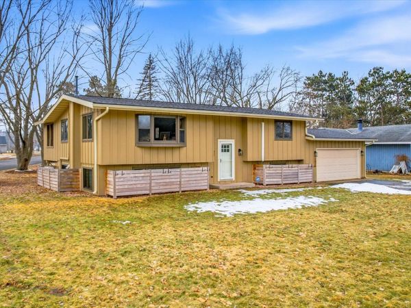 1026 Monroe Street N, Hudson, WI 54016