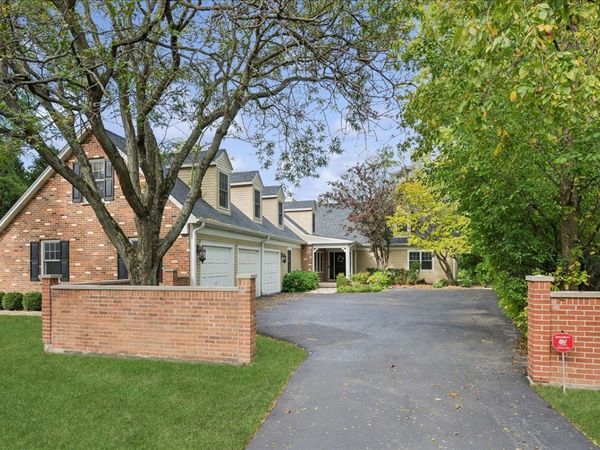 898 Bridlegate Lane , Northfield, IL 60093