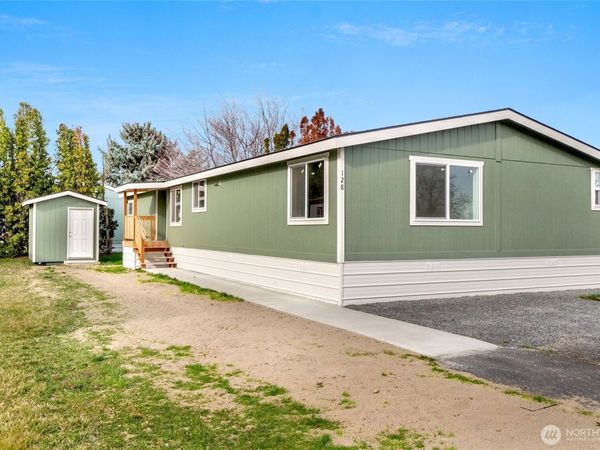4815 NE Airway Drive , Unit 128, Moses Lake, WA 98837