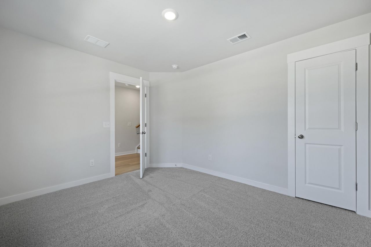 411 Talbot Drive Photo 49