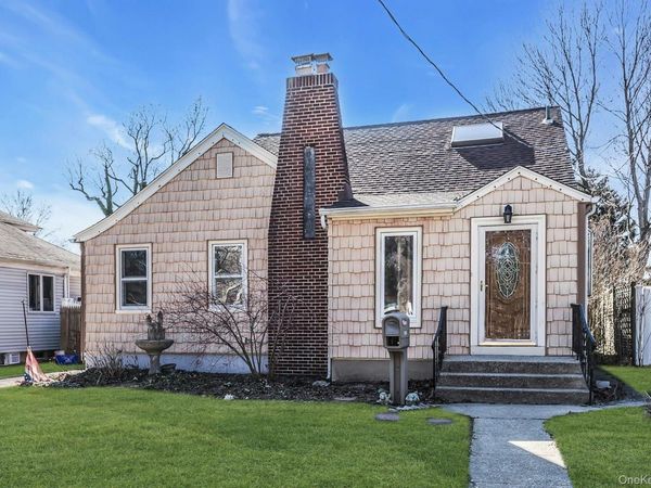 306 Park Avenue, Freeport, NY 11520