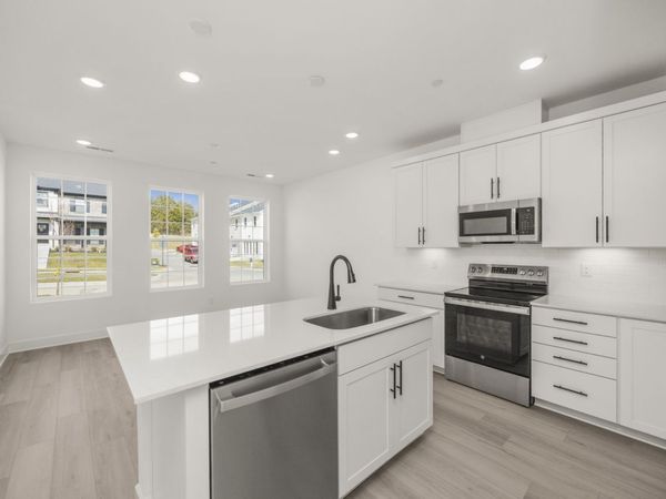 301 Lynwood Station Boulevard , Mount Juliet, TN 37122