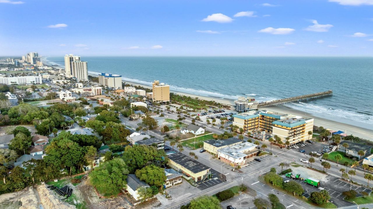 304 1st Ave. N  Photo 22