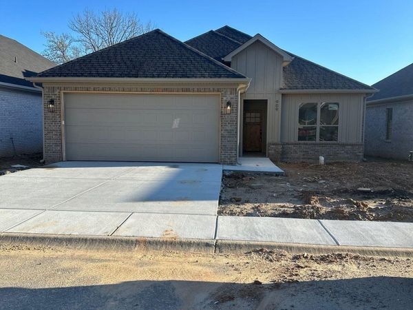 909 Grand Teton, Benton, AR 72019