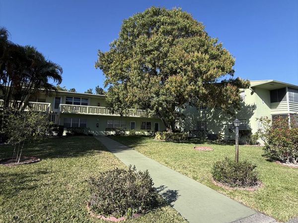 64 Norwich, West Palm Beach, FL 33417