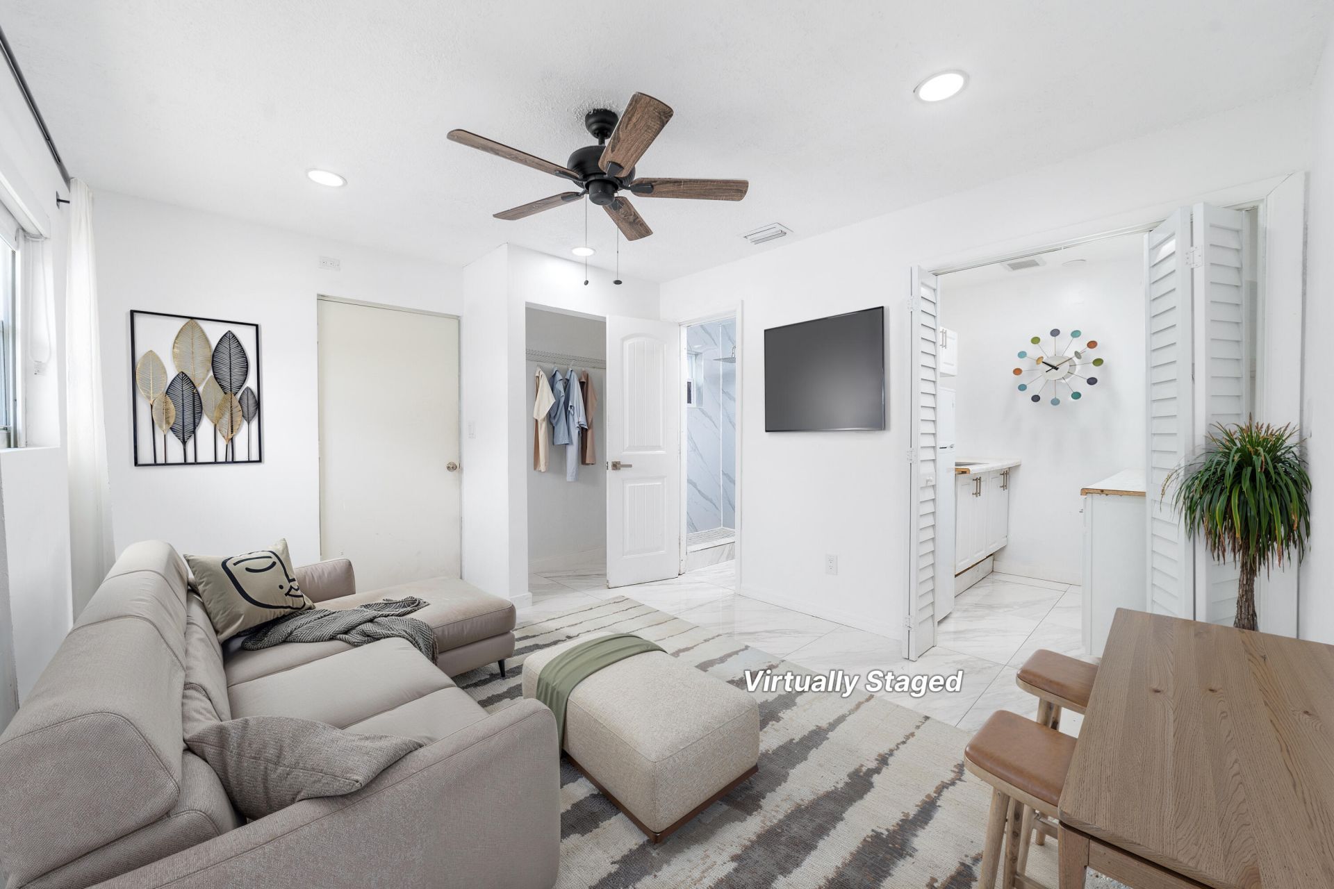 668 Snead Circle, West Palm Beach, FL 33413 Photo