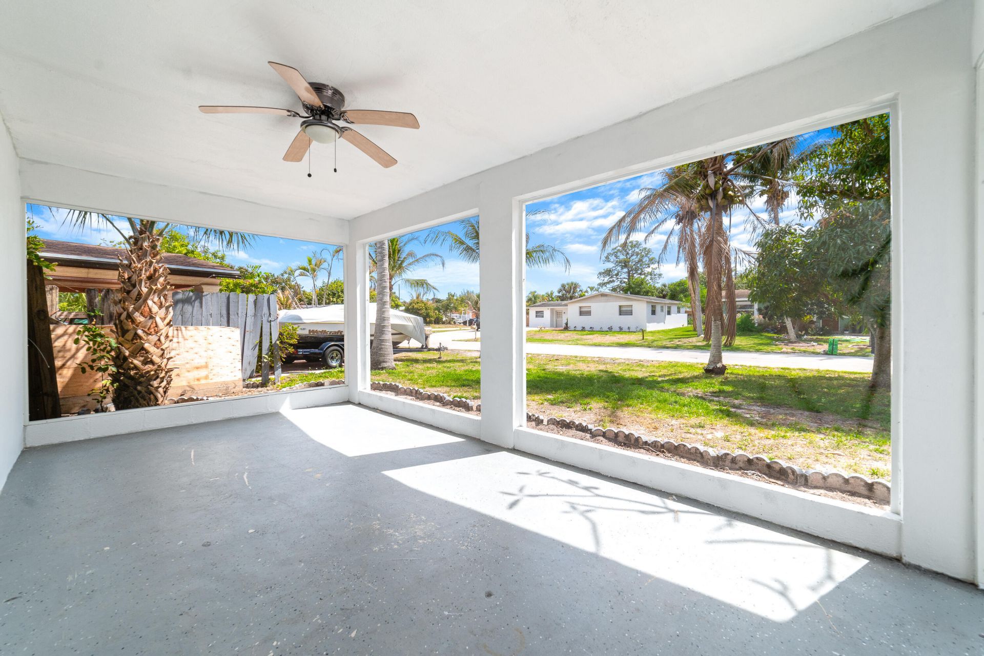 668 Snead Circle, West Palm Beach, FL 33413 Photo